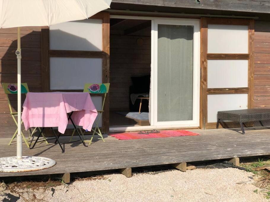 Chalet Bois Cosy Avec Piscine Aix Nature Aix-en-Provence Exteriör bild