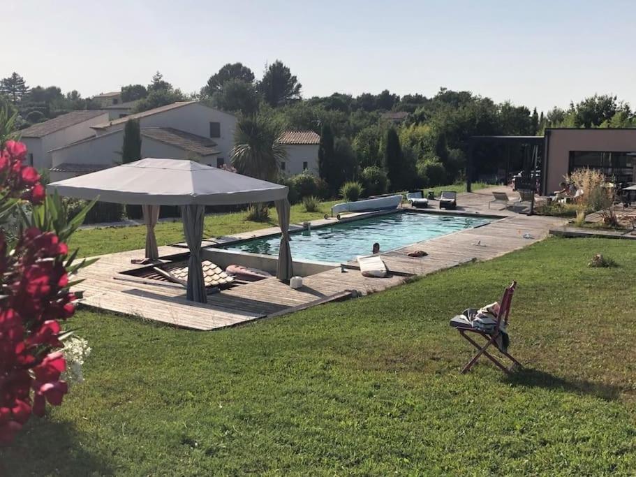 Chalet Bois Cosy Avec Piscine Aix Nature Aix-en-Provence Exteriör bild